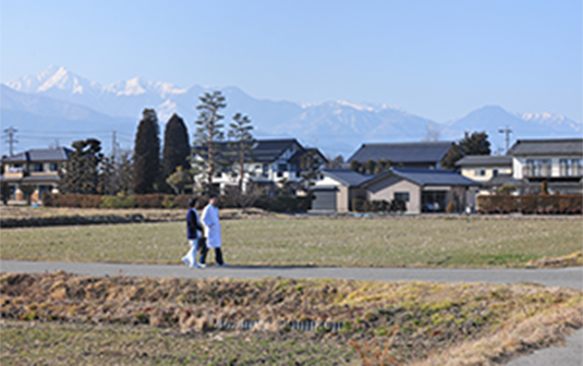 往診、訪問看護から患者さんの生活背景、関わり方を学びます