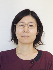 中村　奈津子